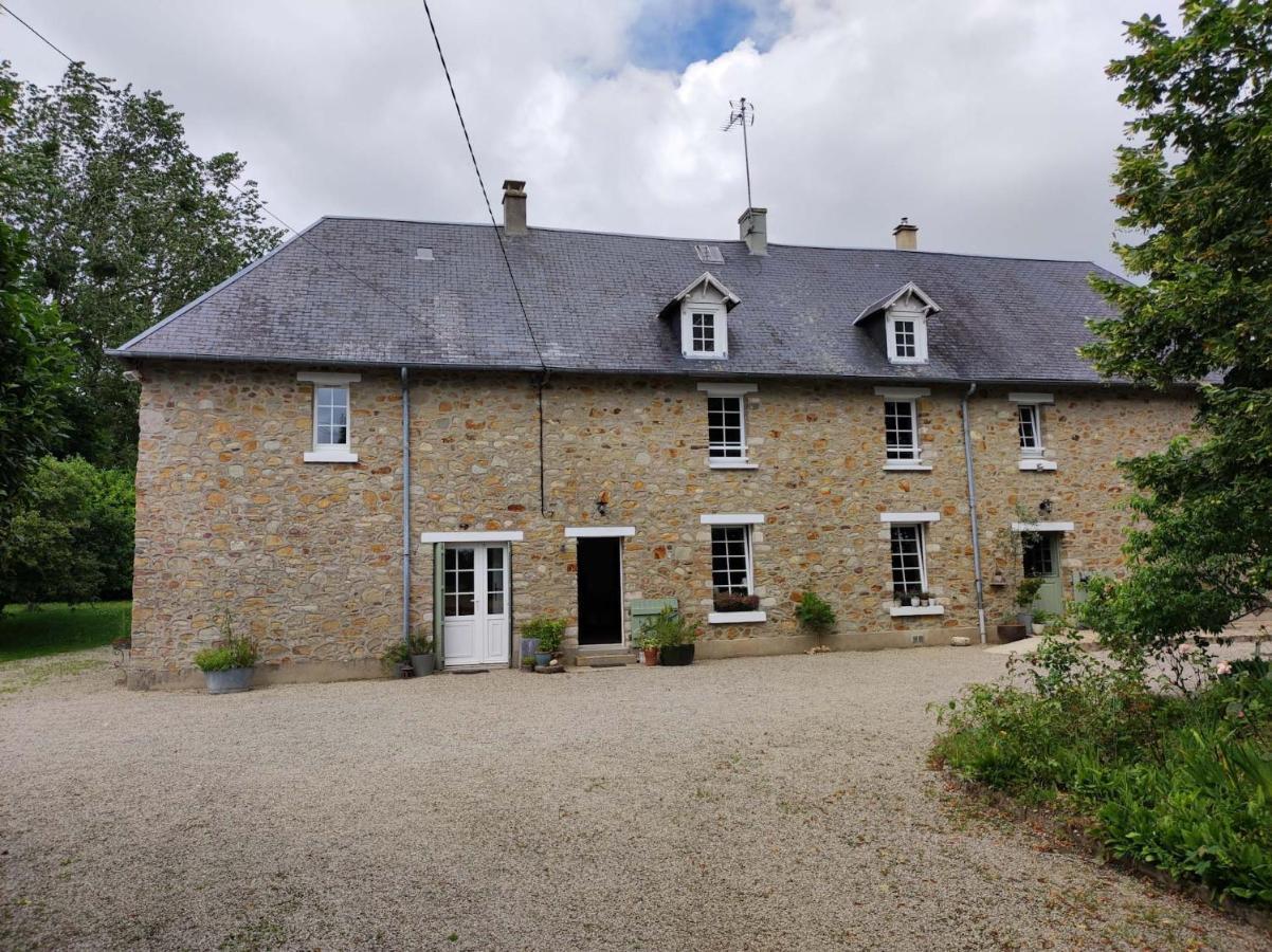 La Maison Des Tilleuls Saint-Germain-Sur-Seves エクステリア 写真