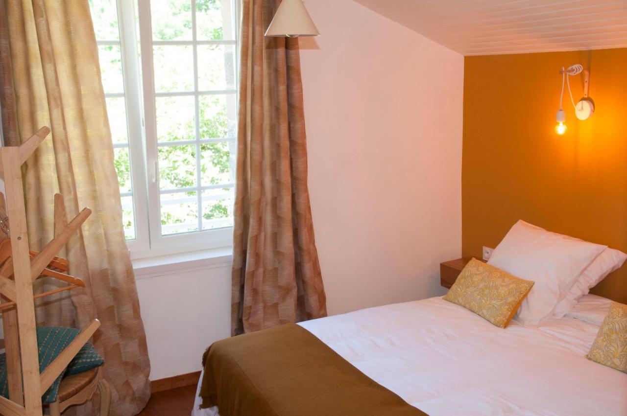 La Maison Des Tilleuls Saint-Germain-Sur-Seves エクステリア 写真
