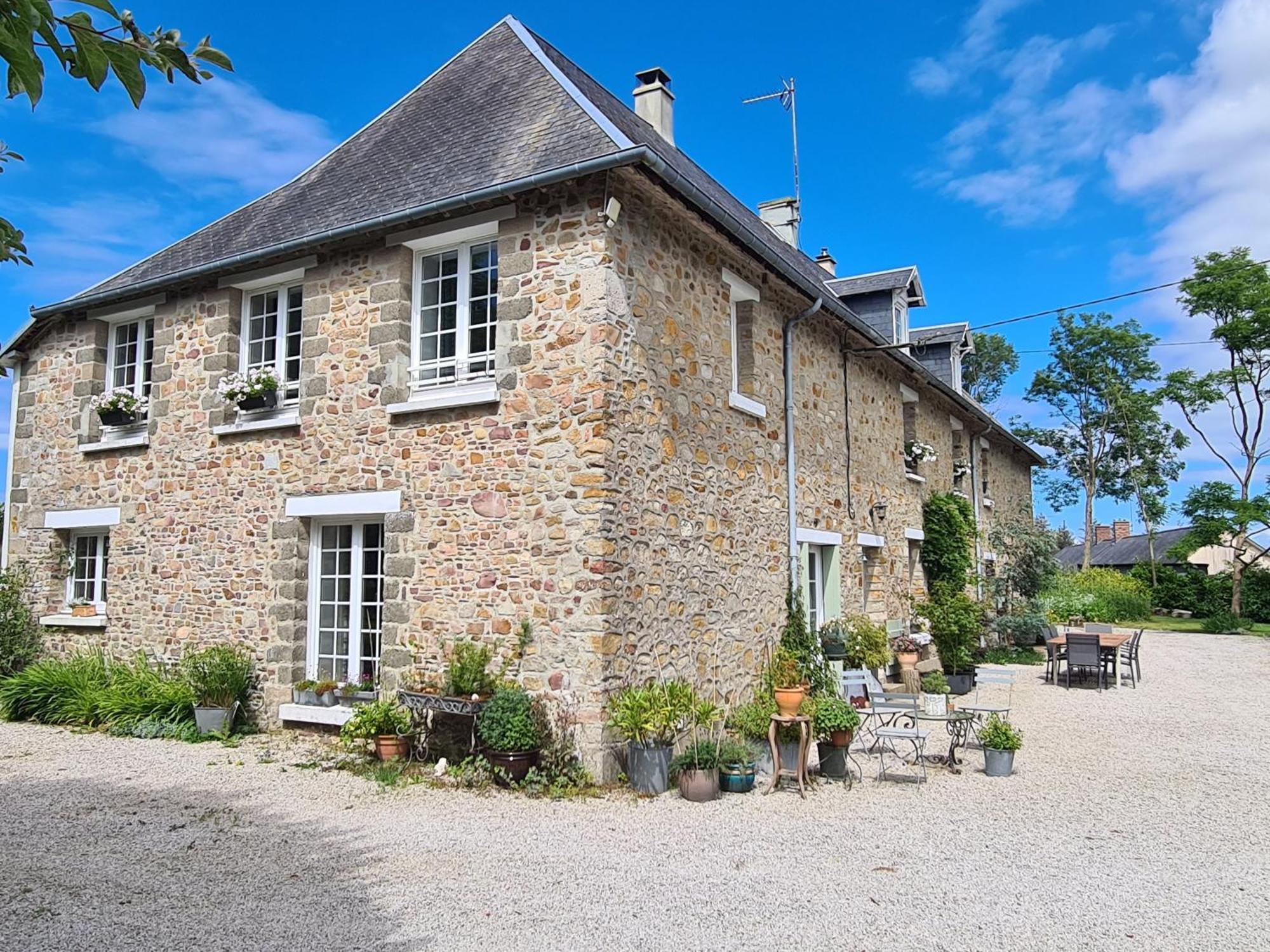 La Maison Des Tilleuls Saint-Germain-Sur-Seves エクステリア 写真