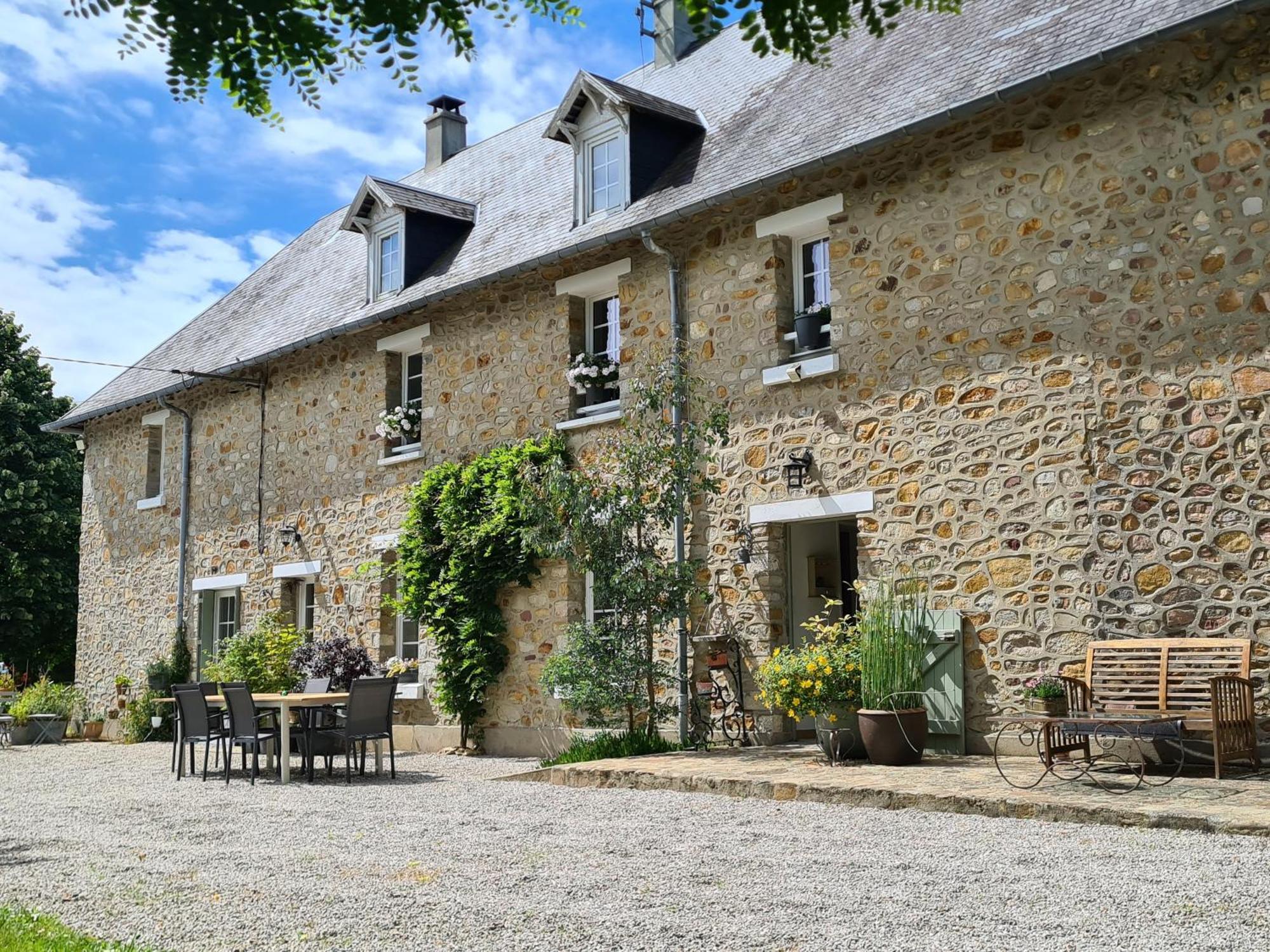 La Maison Des Tilleuls Saint-Germain-Sur-Seves エクステリア 写真