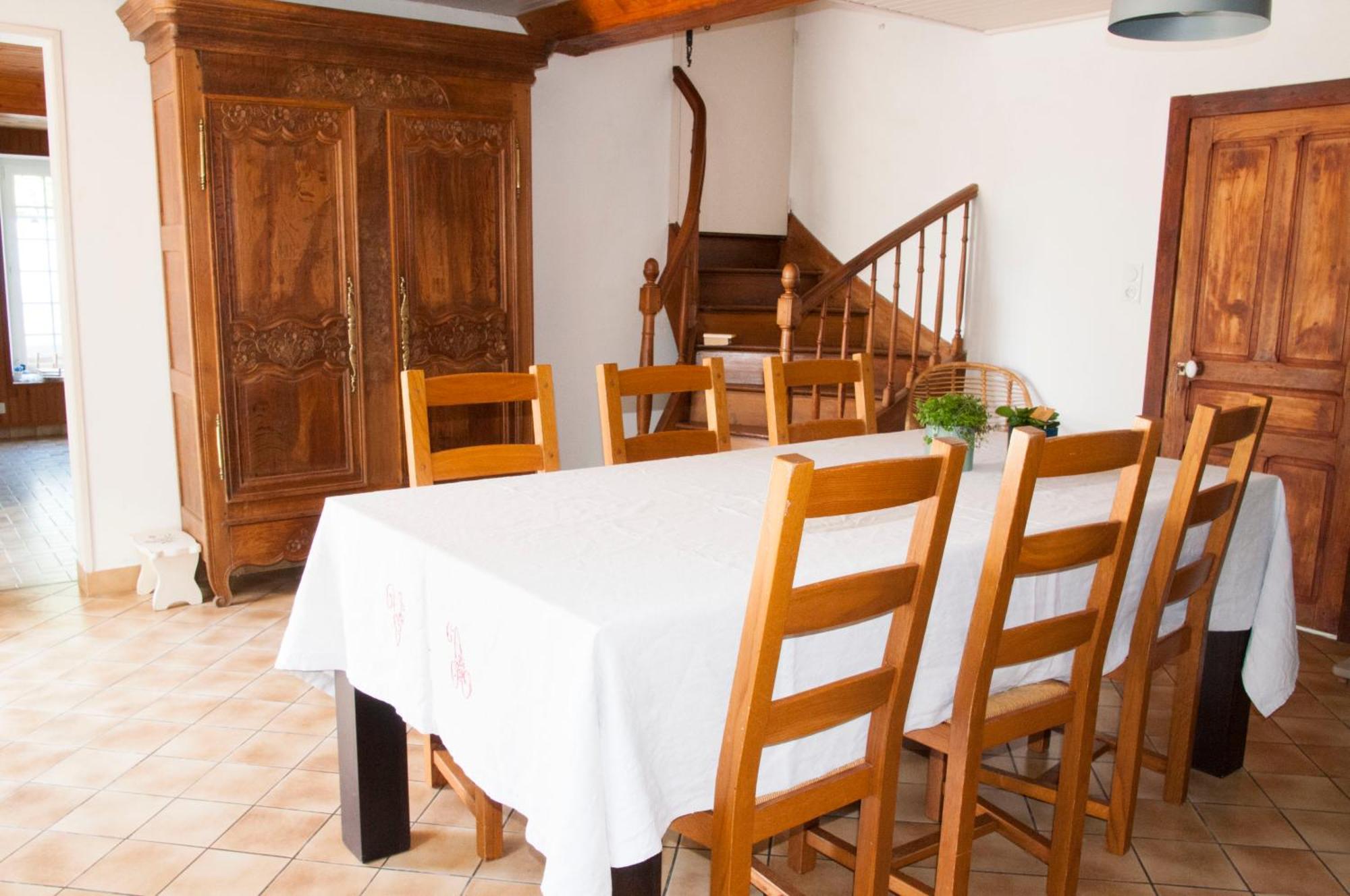 La Maison Des Tilleuls Saint-Germain-Sur-Seves エクステリア 写真
